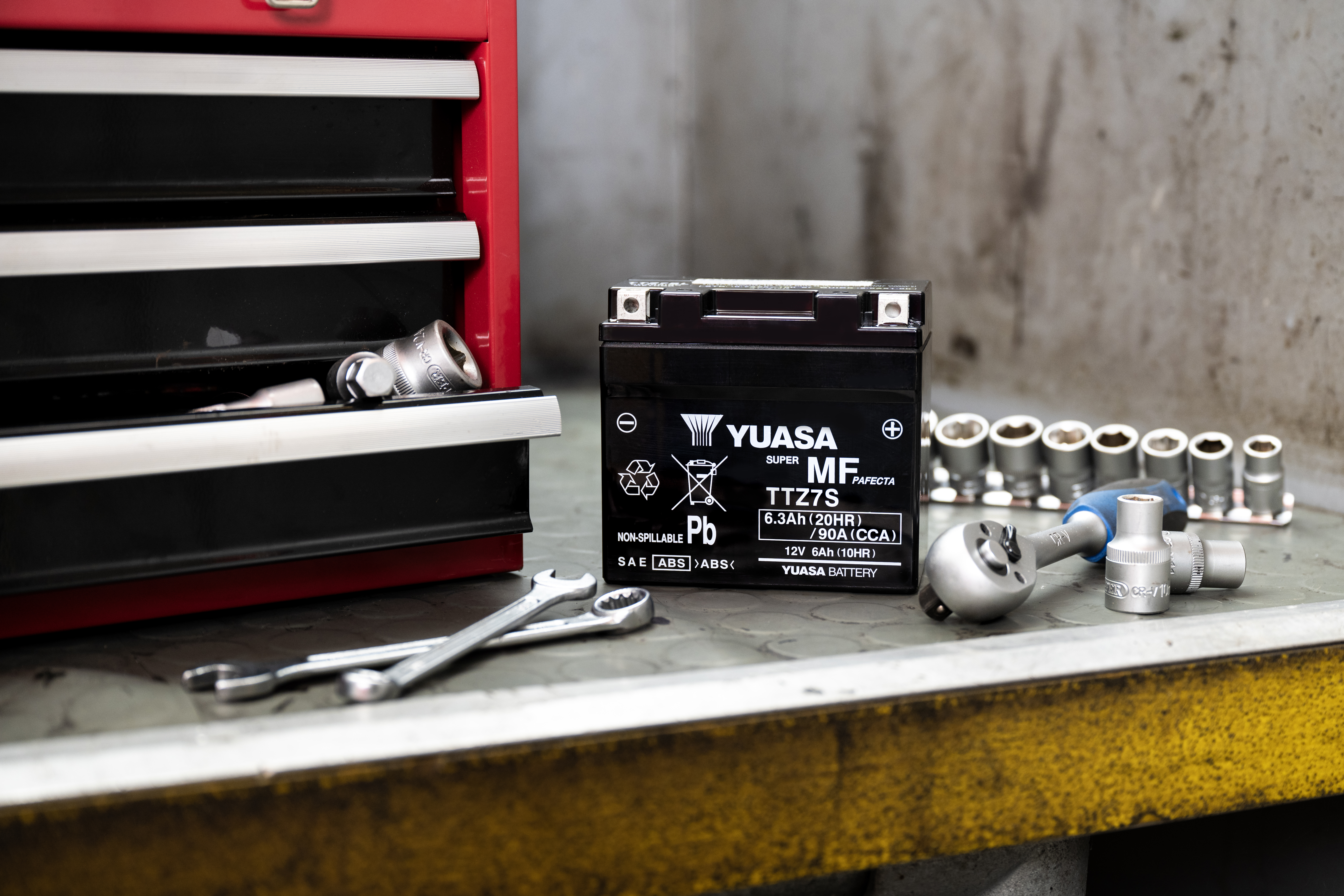 TTZ7S (WC) 12V Yuasa MF VRLA Motorcycle Battery - Picture 3 of 8