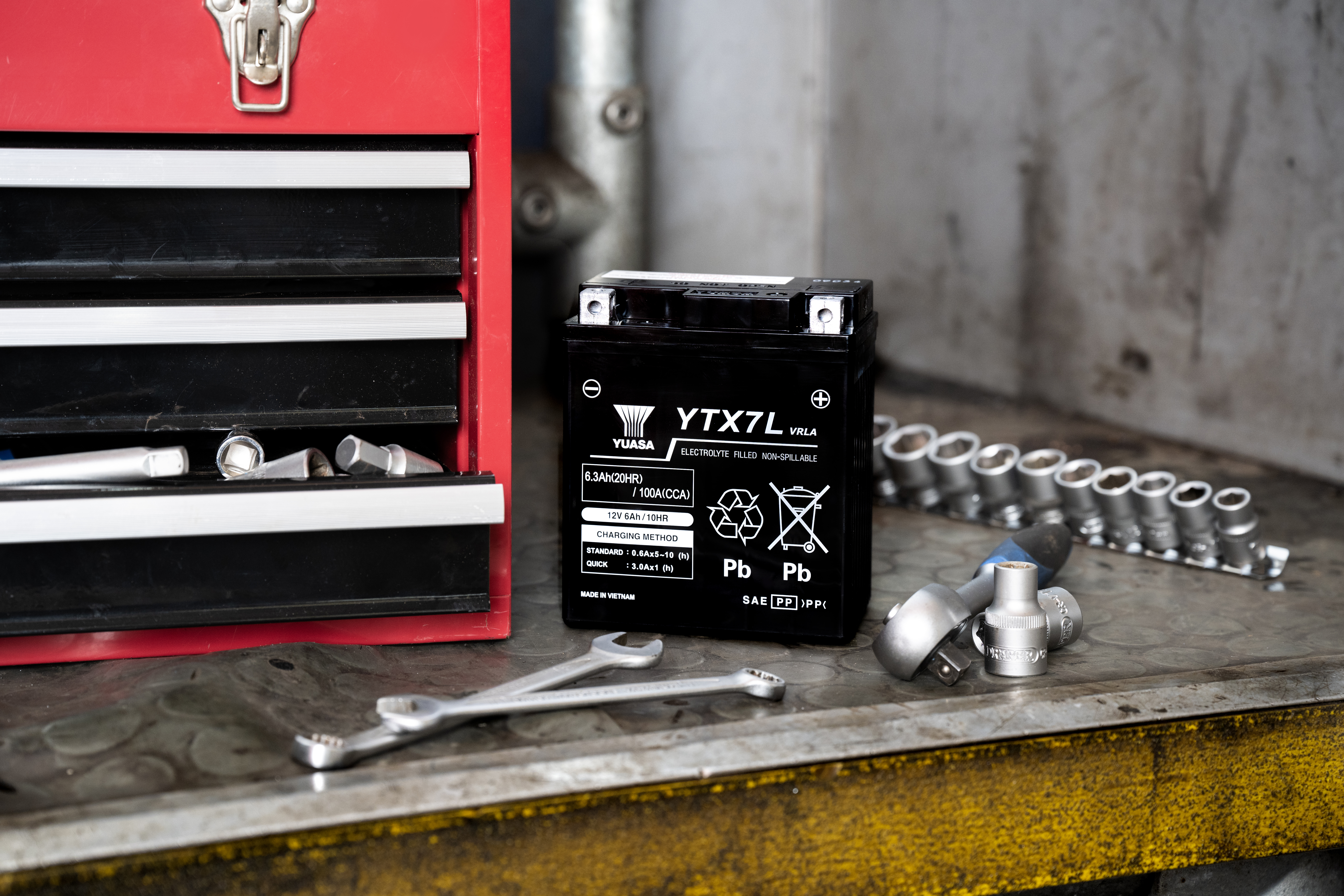 Yuasa YTX7L 6.3Ah Motorcycle Battery - Picture 3 of 8